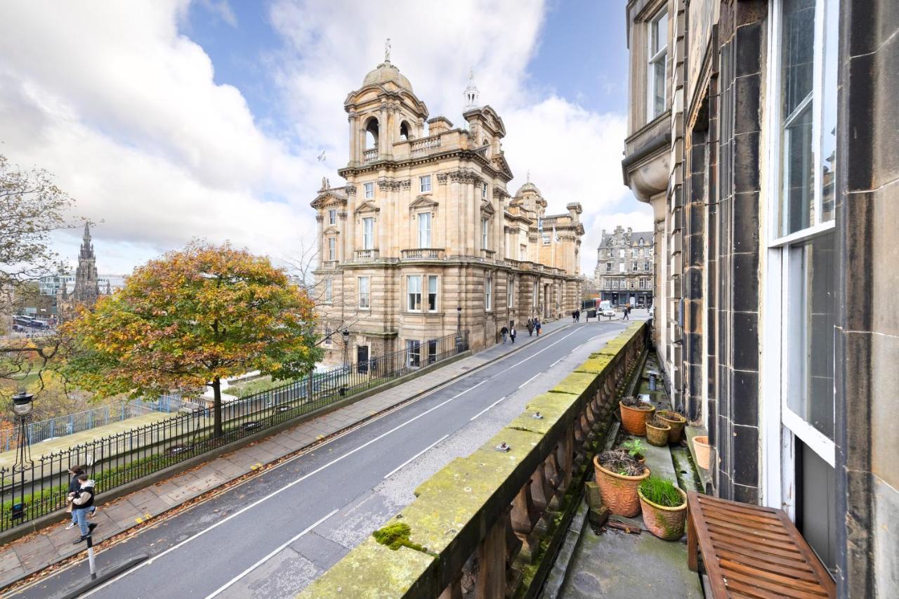 Joivy Chic 2Br Apt With City Views At The Heart Of Old Town Appartement Edinburgh Buitenkant foto